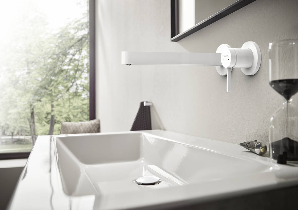 Смеситель Hansgrohe Finoris для раковины 76050700 белый