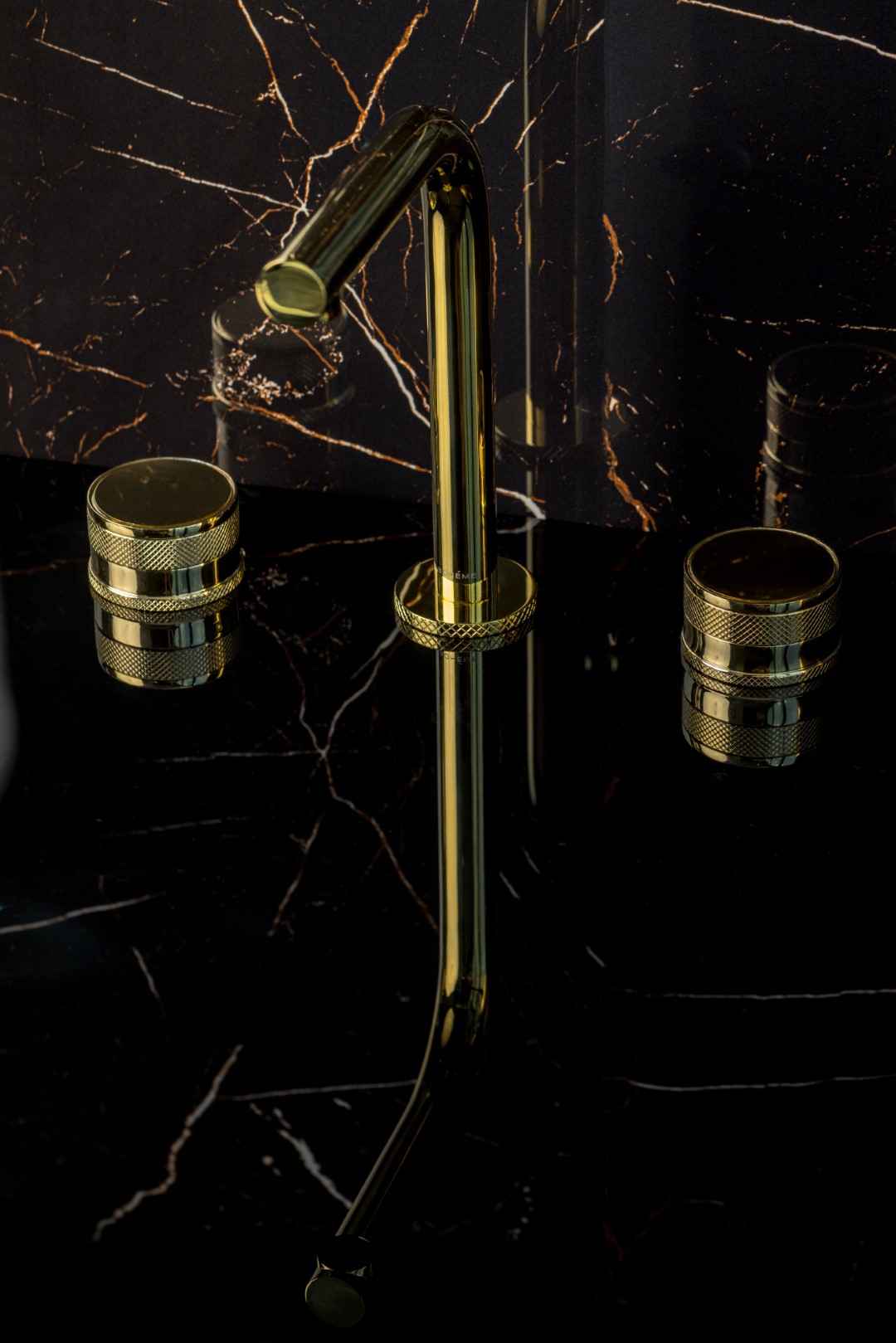 Смеситель для раковины Boheme Prestige 152-G-PR золото глянцевое