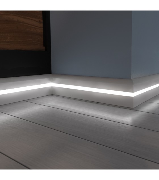 Плинтус МДФ EVROWOOD PN050 LED (2000×80×12 мм) — под покраску с LED-подсветкой RAL 9003