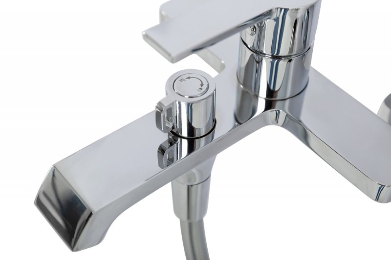 Смеситель для ванны с душем BelBagno Aurora AURORA-VASM-CRM хром глянцевый