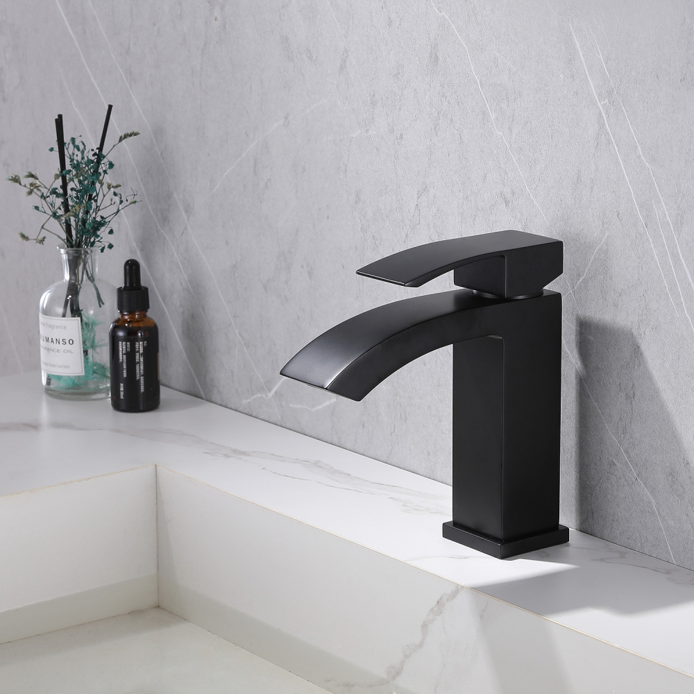 Смеситель для раковины Abber Wasserfall AF8610B матовый черный