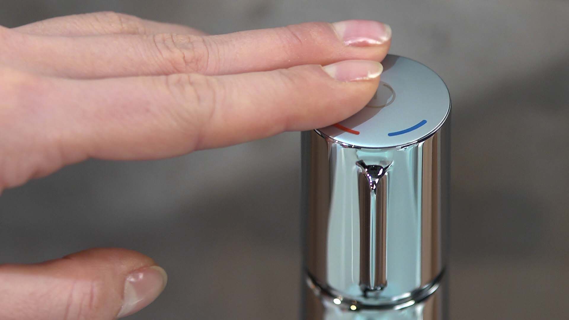 Смеситель для раковины Hansgrohe Talis Select S 72044000