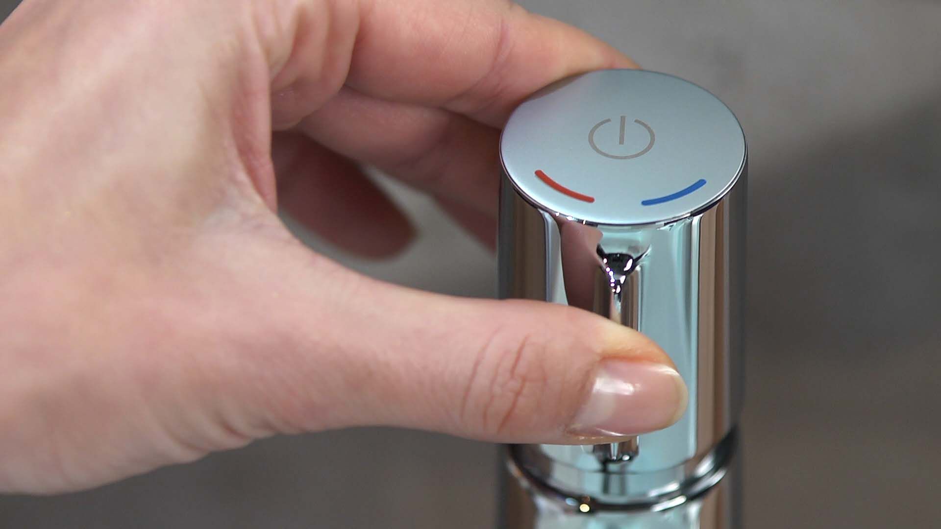 Смеситель для раковины Hansgrohe Talis Select S 72044000